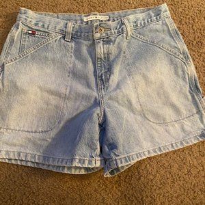 Vintage Tommy Hilfiger/ high-waisted jean shorts